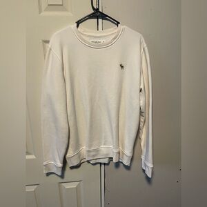 Off-white, Size medium, Abercrombie & Fitch, crew neck.